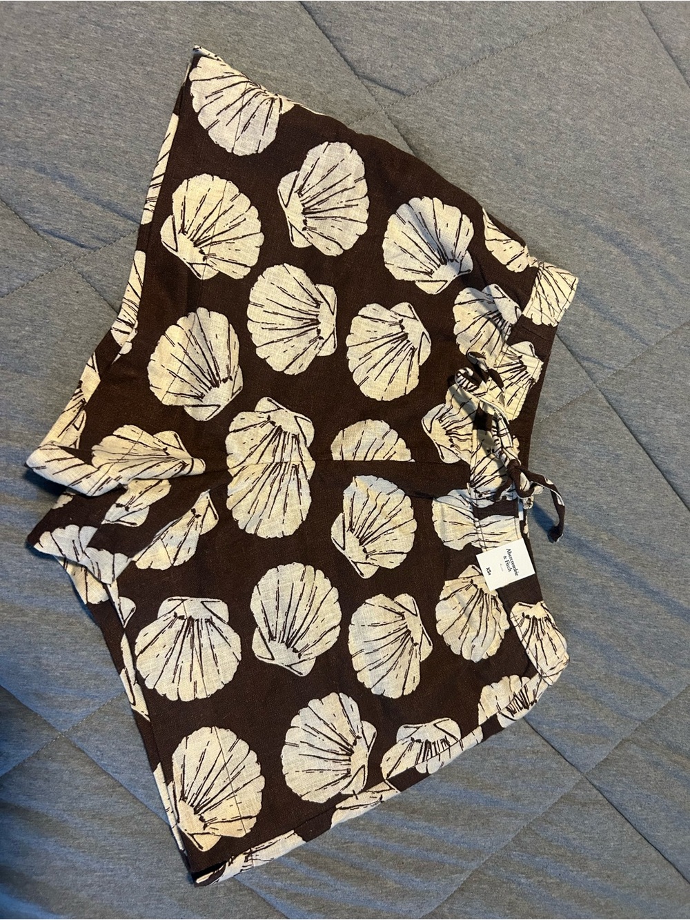 Abercrombie Women’s Brown Shell-Print Drawstring Shorts